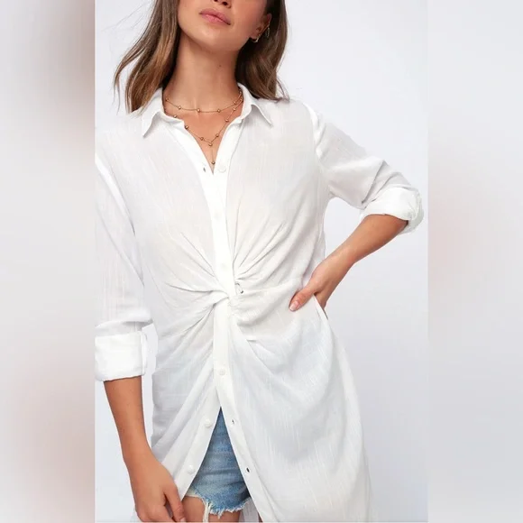 NWOT Lulus Elmwood White Button Up High Low Tunic Top 100% Rayon - Picture 2 of 5
